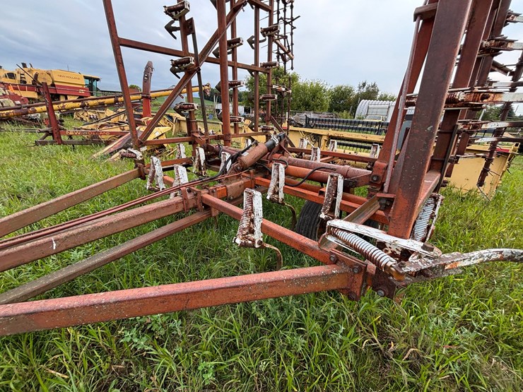 #2621-•-wil-rich-27'-field-cultivator-image-27