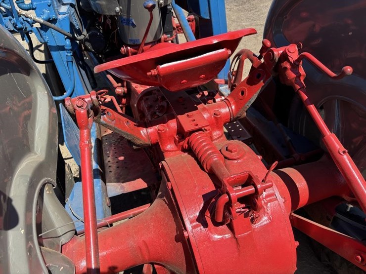 ford-800-image-16