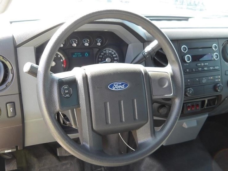 2016-ford-f250-xl-image-15