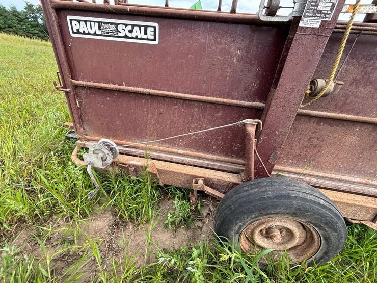 #2614-•-paul-portable-livestock-scale-image-9