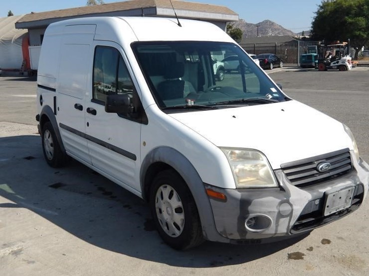 2013-ford-transit-connect-image-3