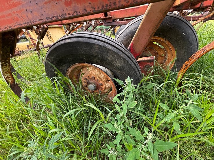 #2621-•-wil-rich-27'-field-cultivator-image-11