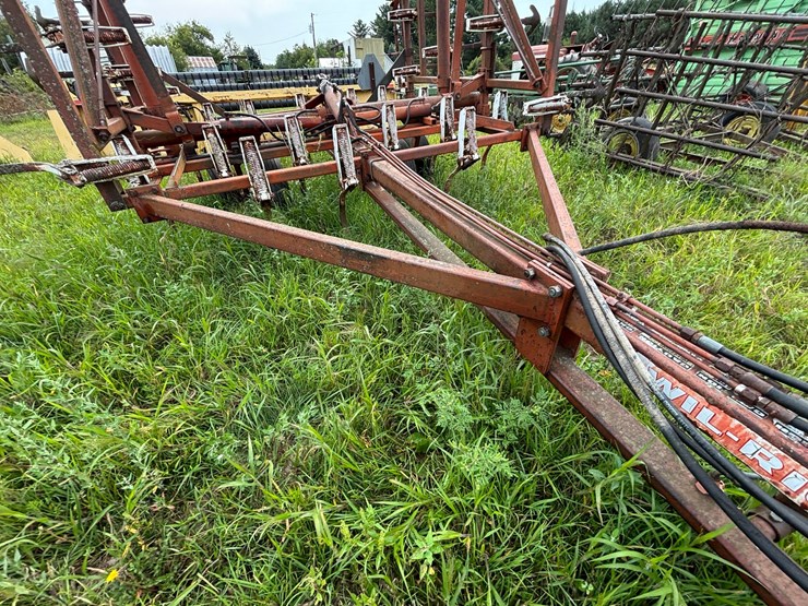 #2621-•-wil-rich-27'-field-cultivator-image-33