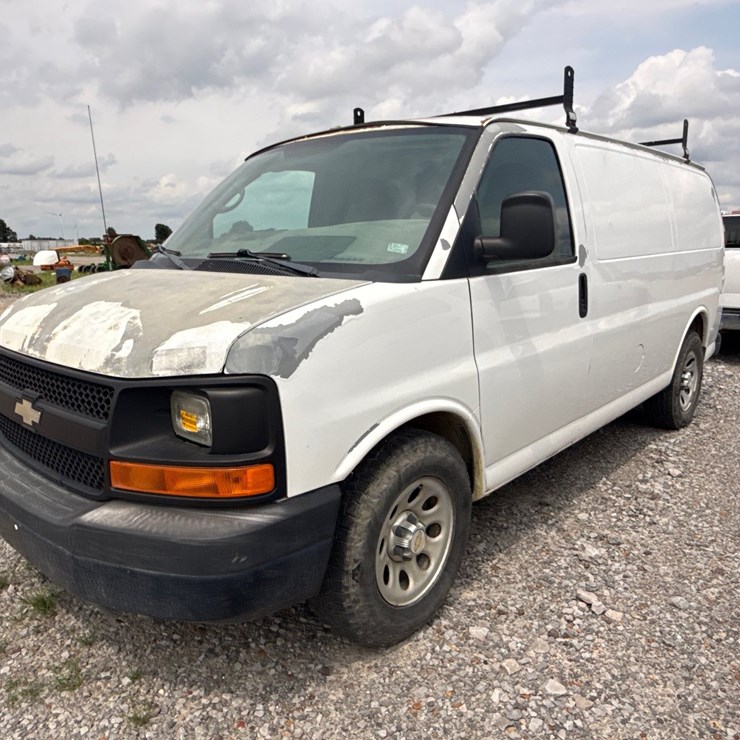 2012 CARGO EXPRESS