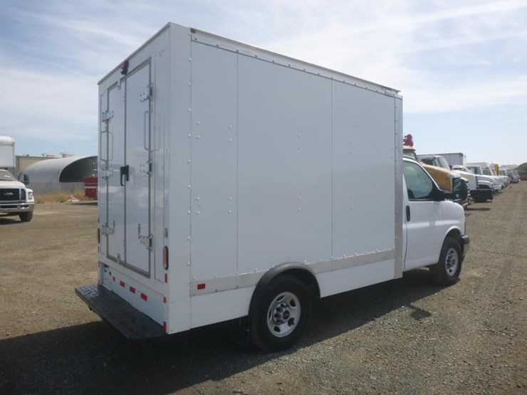 2023-gmc-3500-image-3