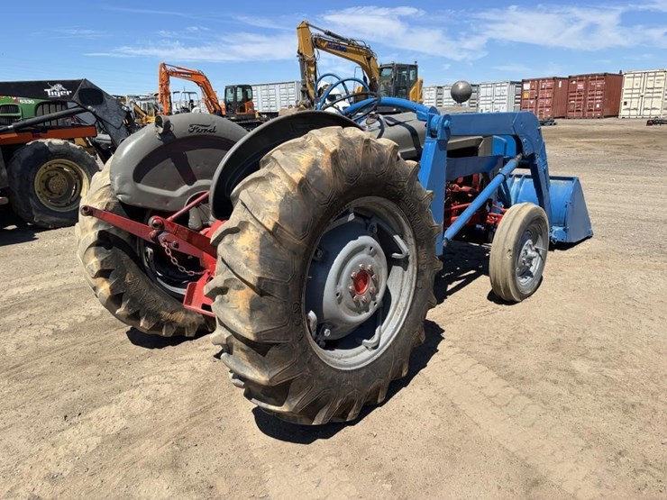 ford-800-image-3
