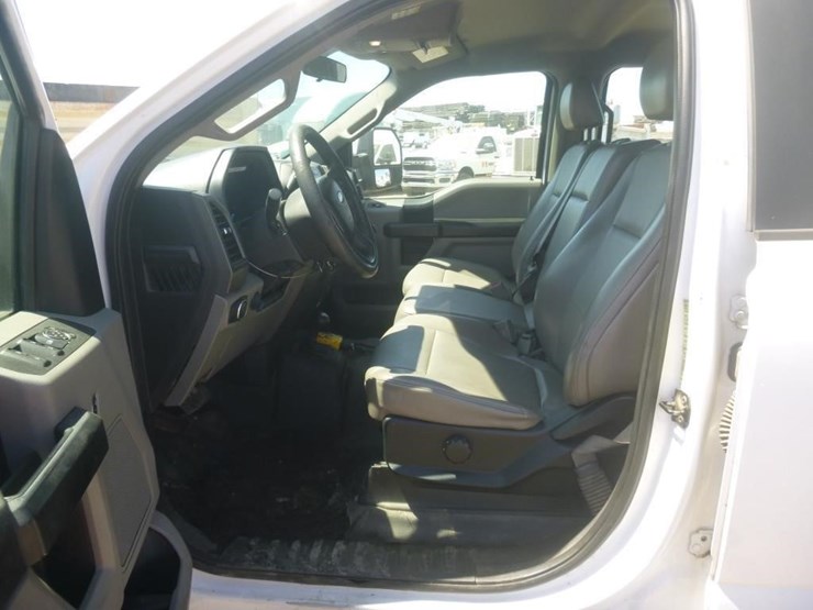 2018-ford-f550-image-14