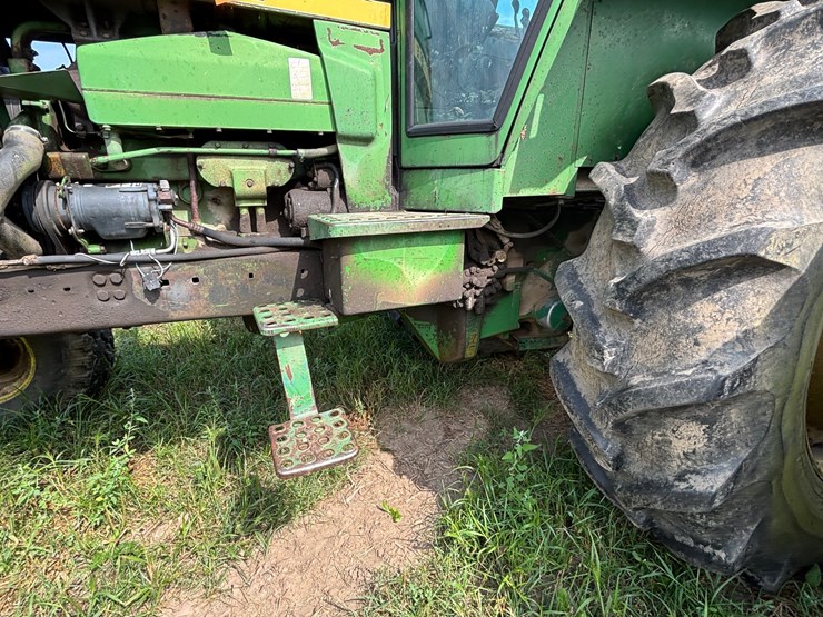 john-deere-4630-image-18