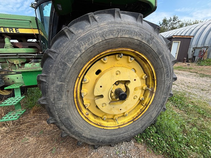 john-deere-4450-image-34