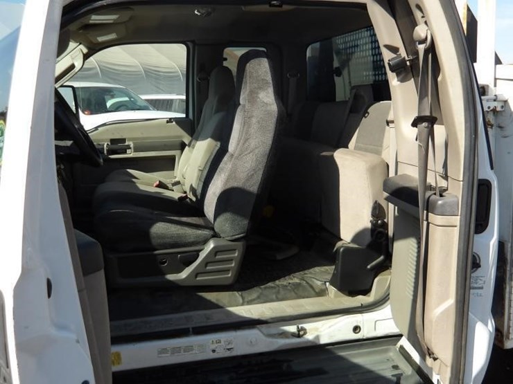 2008-ford-f450-image-12
