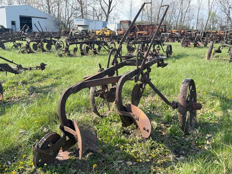 john-deere-14-image-2