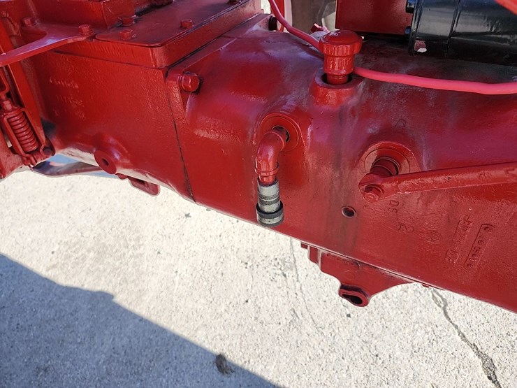 1949-farmall-h-gas-tractor,-nf-image-13