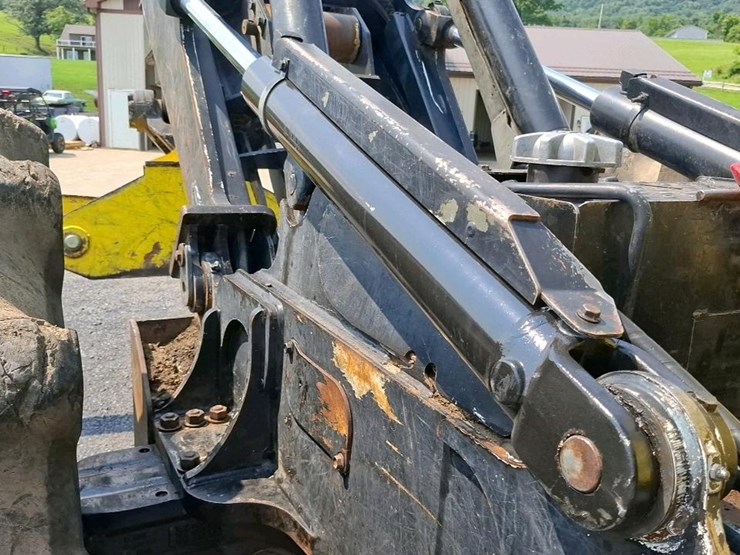 2007-deere-648g-iii-image-36