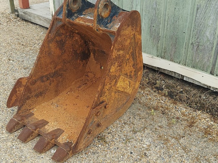 2010-komatsu-pc160-lc-8-image-13