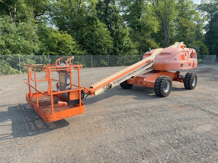 2004-jlg-400s-image-1
