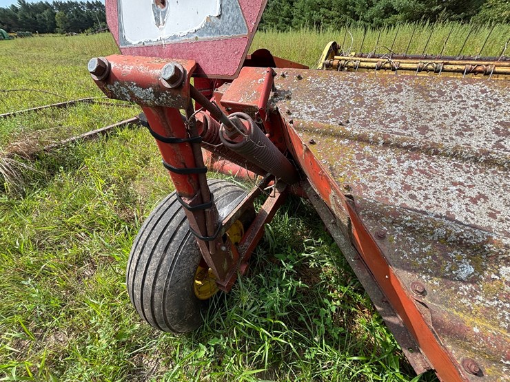 new-holland-469-image-17