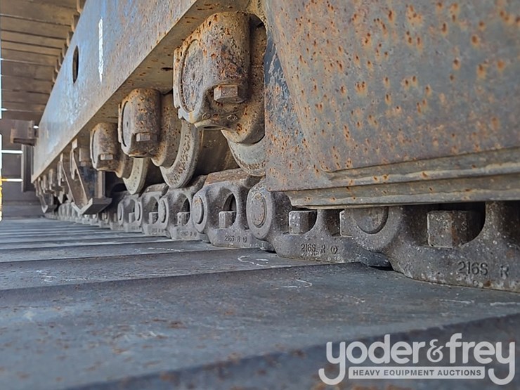 2011-deere-450d-lc-image-18