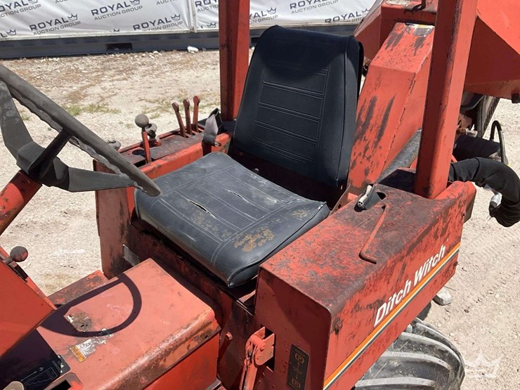 ditch-witch-350sxdd-image-14