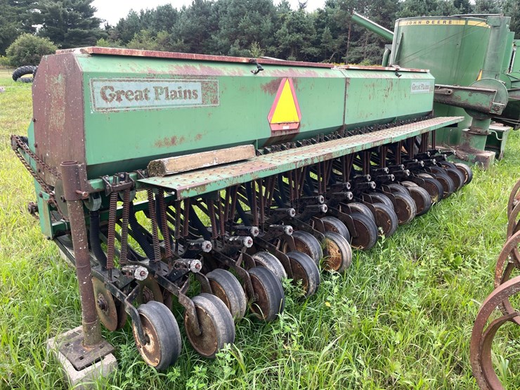 #2609-•-15'-great-plains-3-point-drill-image-2