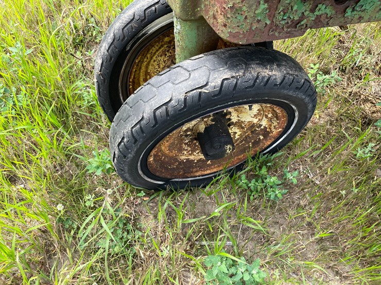 john-deere-a-image-14