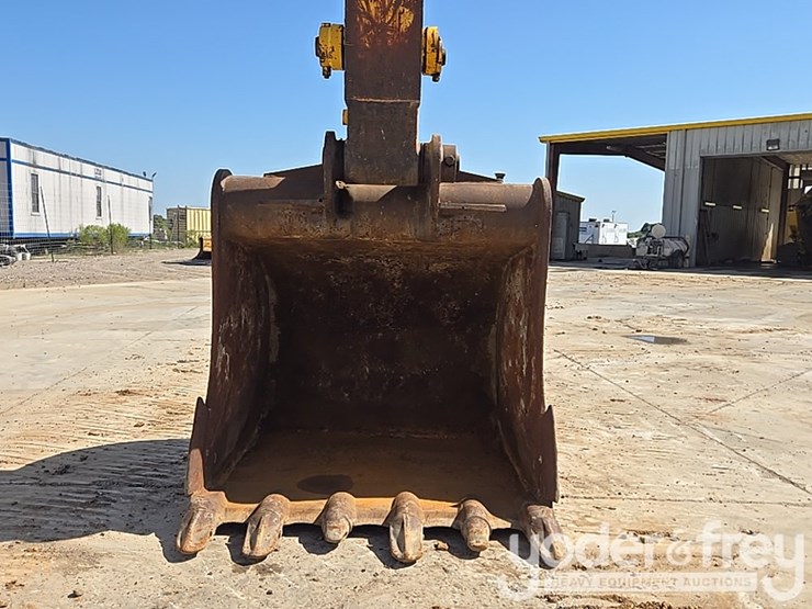 2019-komatsu-pc360-lci-11-image-22