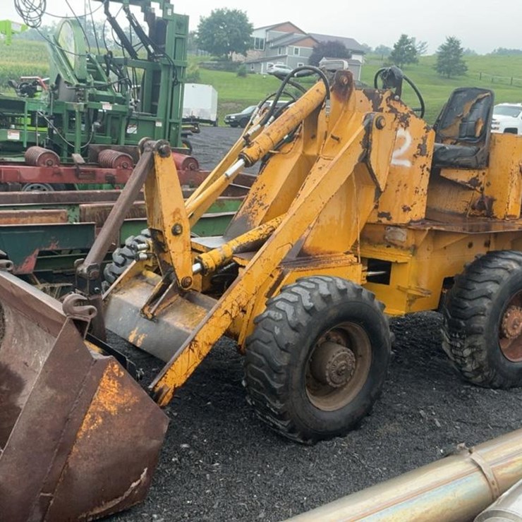 #210 • Allis Chalmers 540 Wheel Loader