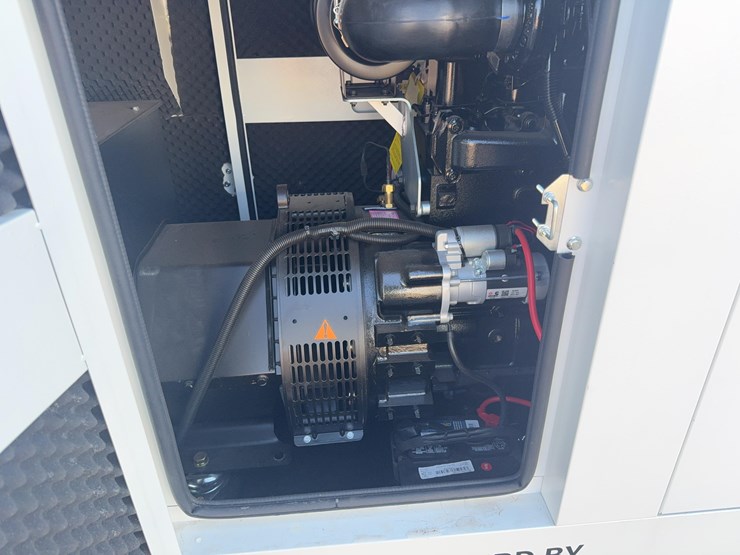 2026-panda-dx100gf-generator-image-11