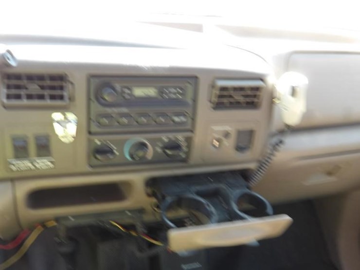2001-ford-f350-image-22