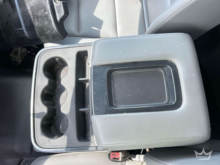 2019-chevrolet-silverado-5500hd-image-21