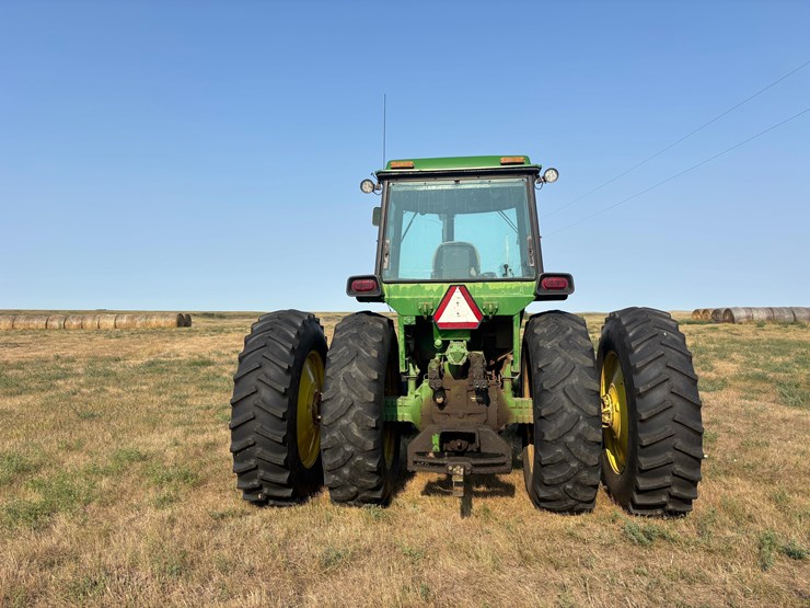 1974-john-deere-4630-image-26