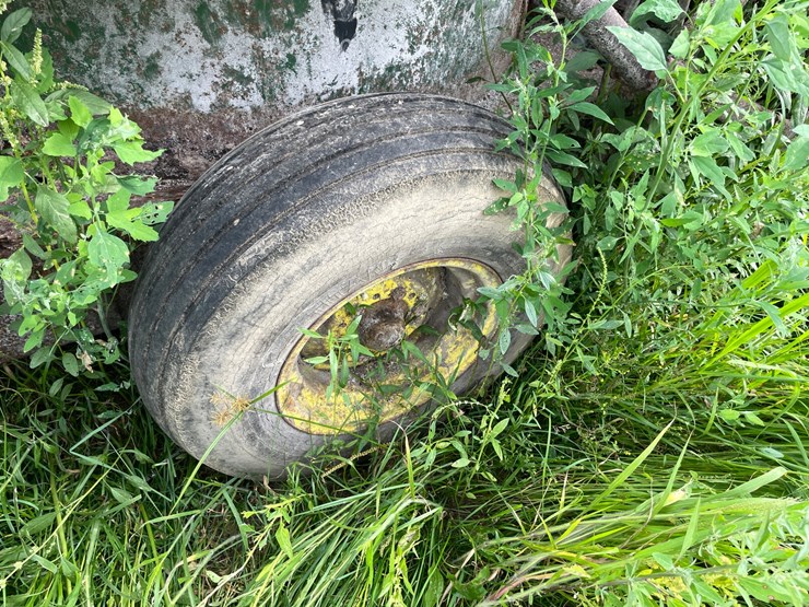 john-deere-700-image-7