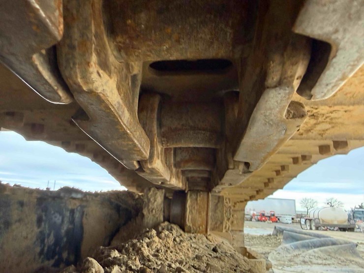 2018-caterpillar-325flcr-image-11