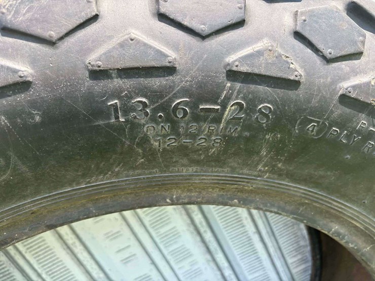 turf-tires-image-3