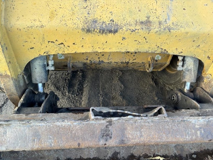caterpillar-226b3-image-16