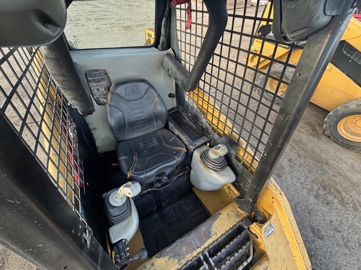 caterpillar-226b3-image-22