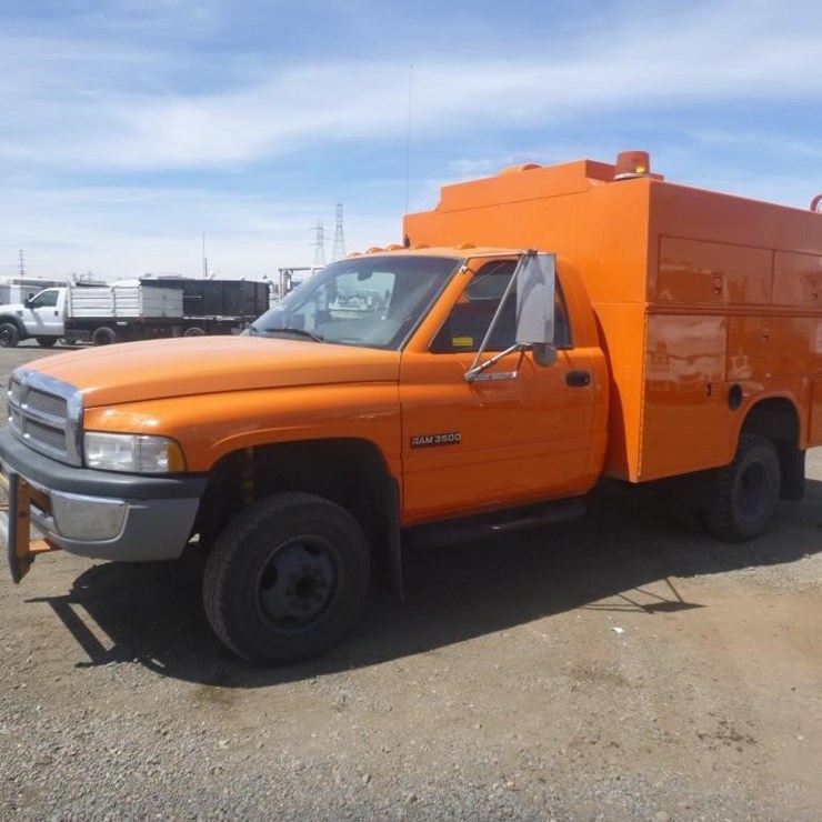 1999 DODGE RAM 3500