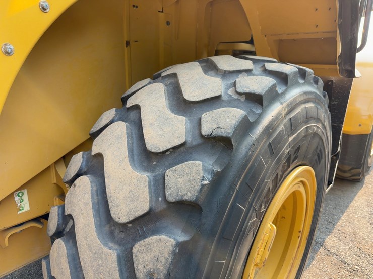 2019-caterpillar-950m-image-14