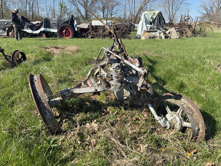 oliver-heavy-duty-3-blade-pull-type-disk-plow-image-4