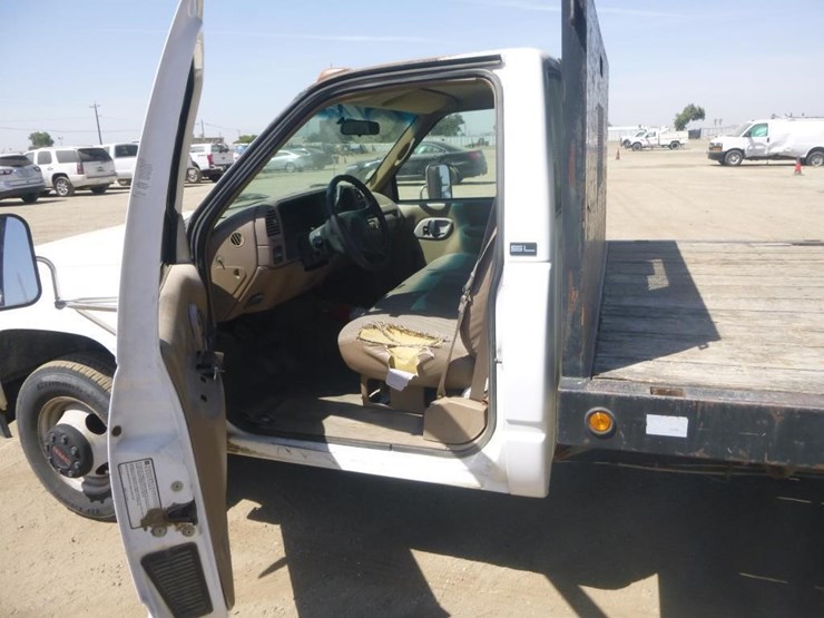 1996-gmc-3500-image-7