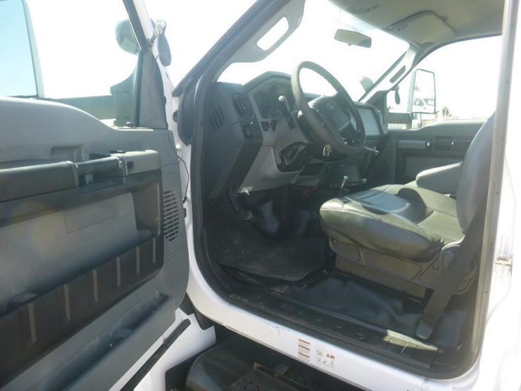 2016-ford-f650-image-16