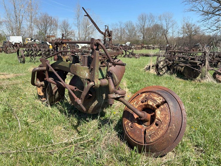 john-deere-disc-plow-image-5