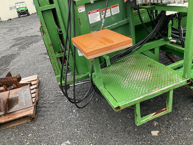 #296-•-2016-woodbine-rapido-loco-firewood-processor-image-51