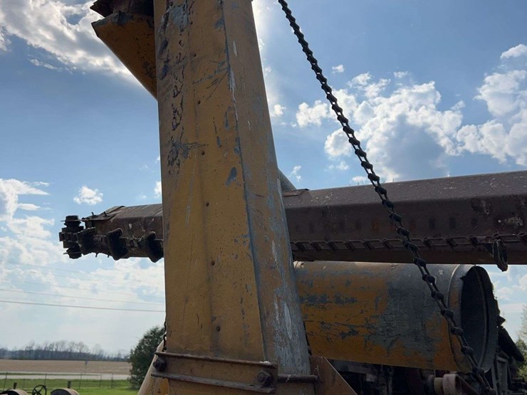 minneapolis-moline-model-dcorn-sheller-image-21