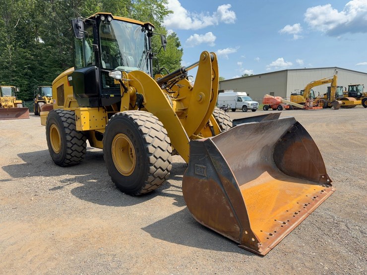 2017-caterpillar-926m-image-7