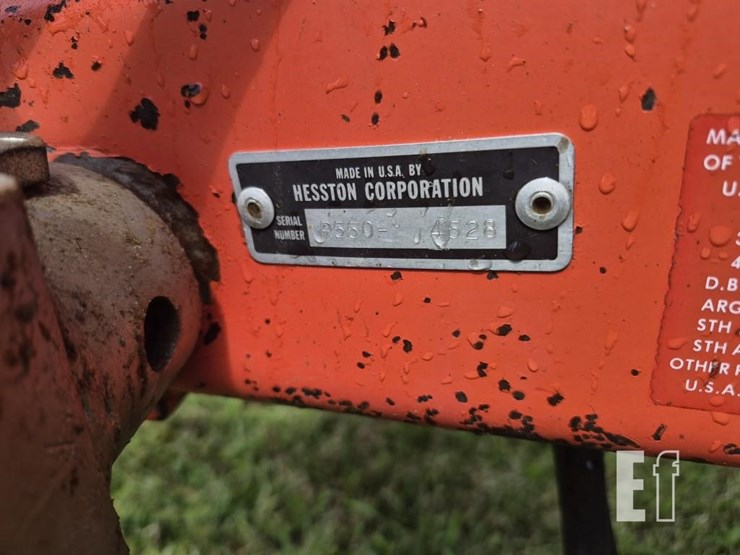 hesston-5500-image-12