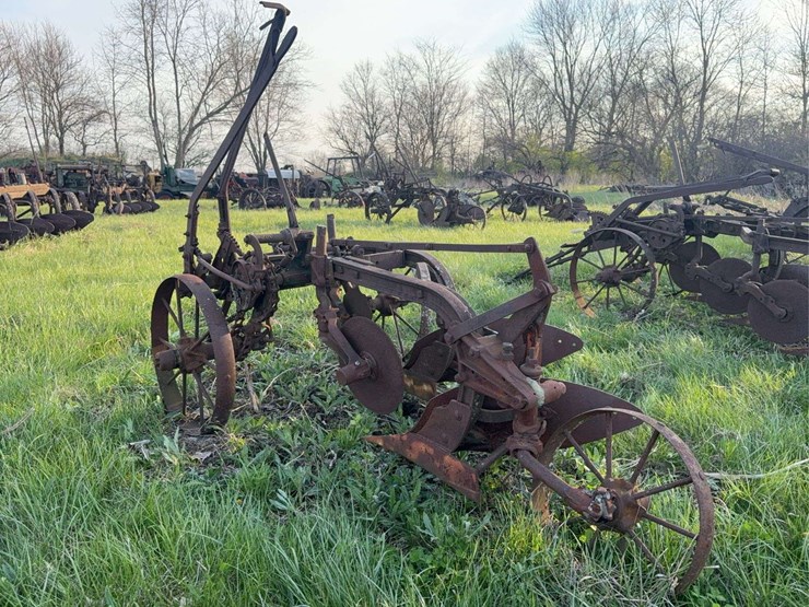 two-bottom-plow-image-5