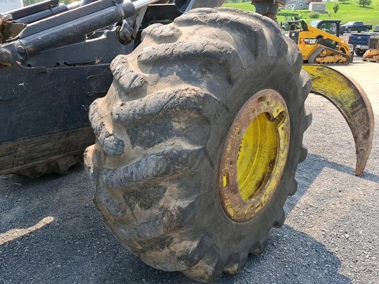 2007-deere-648g-iii-image-44