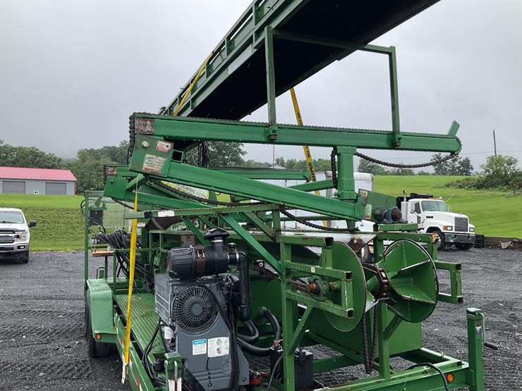 #296-•-2016-woodbine-rapido-loco-firewood-processor-image-15