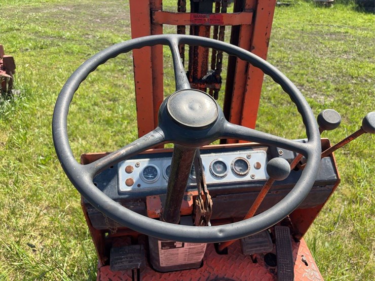yale-forklift-image-15