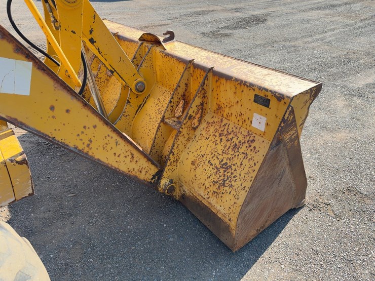 2005-deere-310sg-image-11